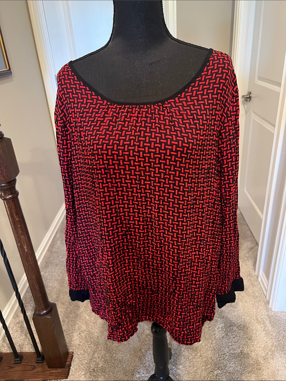 Old Navy Red and Black Geometric Scoop-Neck Tunic